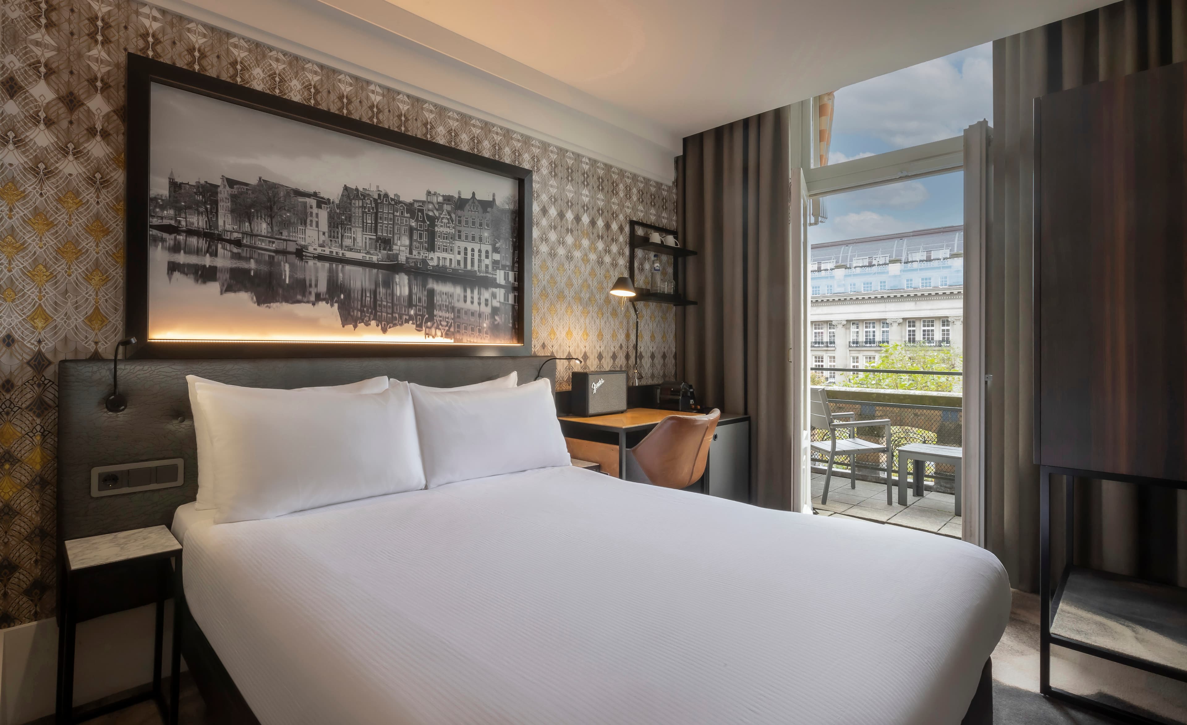 Deluxe Room with Balcony