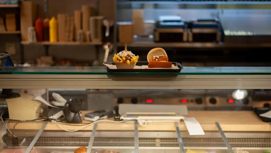 Pataatje Oorlog, Kroket and Kipcorn Broodje at Snackbar Constantijn