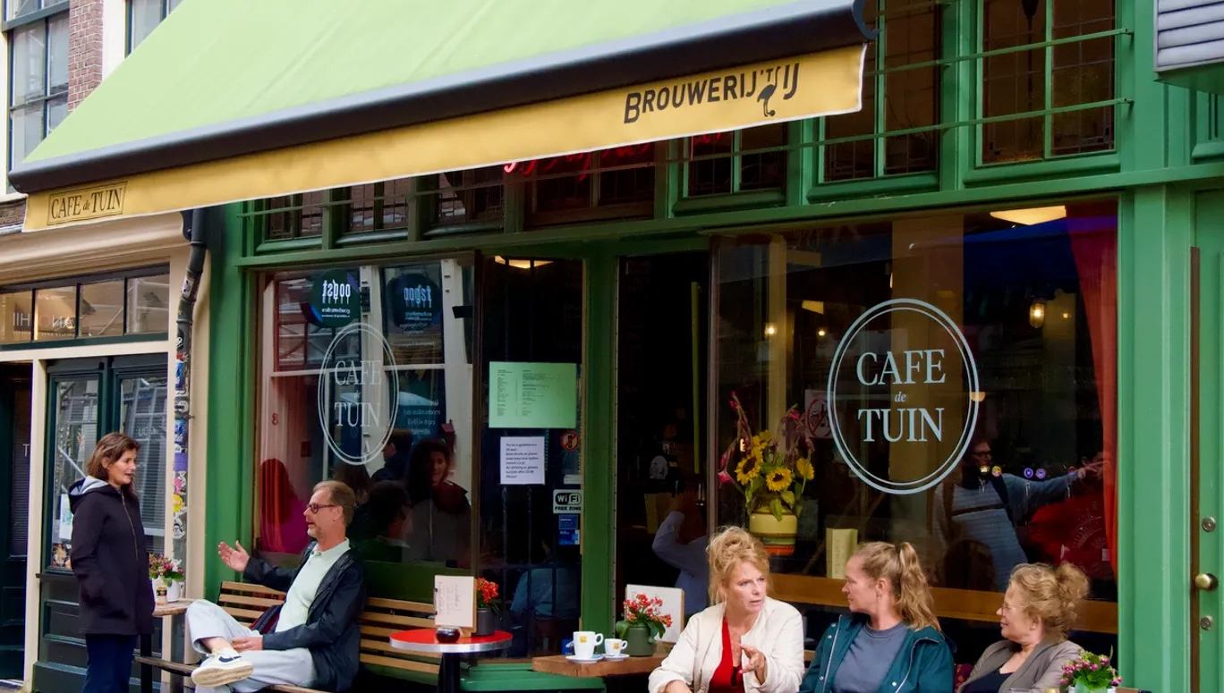 People on the terrace of cafe de tuin