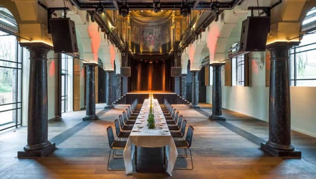 Interior of chapel meeting room in Hotel Arena