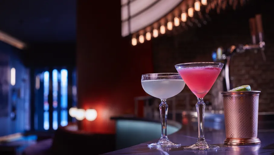 Pathé Tuschinski cinema, Bar Abraham signature cocktails