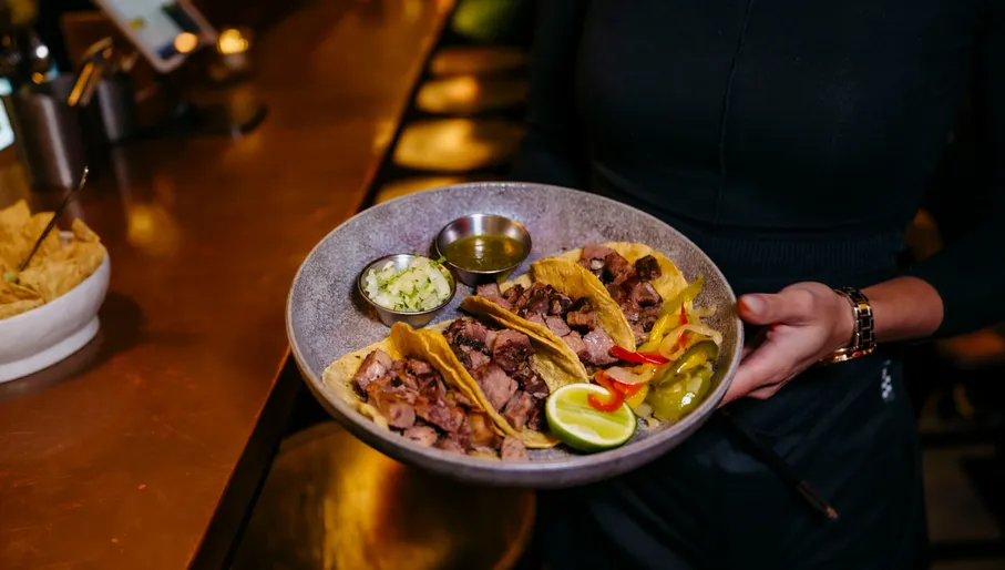 Los Pilones Mexican food