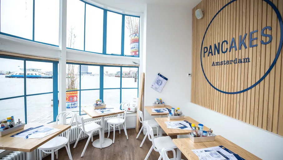 Pancakes Amsterdam aan 't IJ restaurant interior