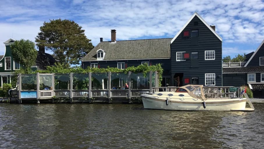 De Hoop op d'Swarte Walvis restaurant exterior