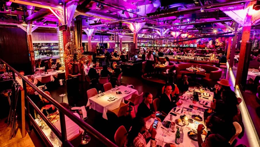 The Harbour Club restaurant people having dinner