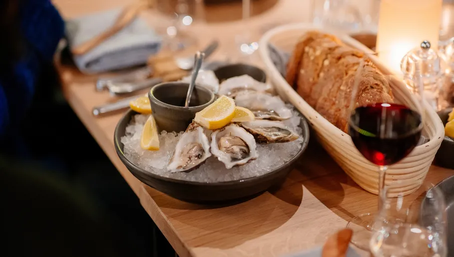Wils Bakery Café oysters