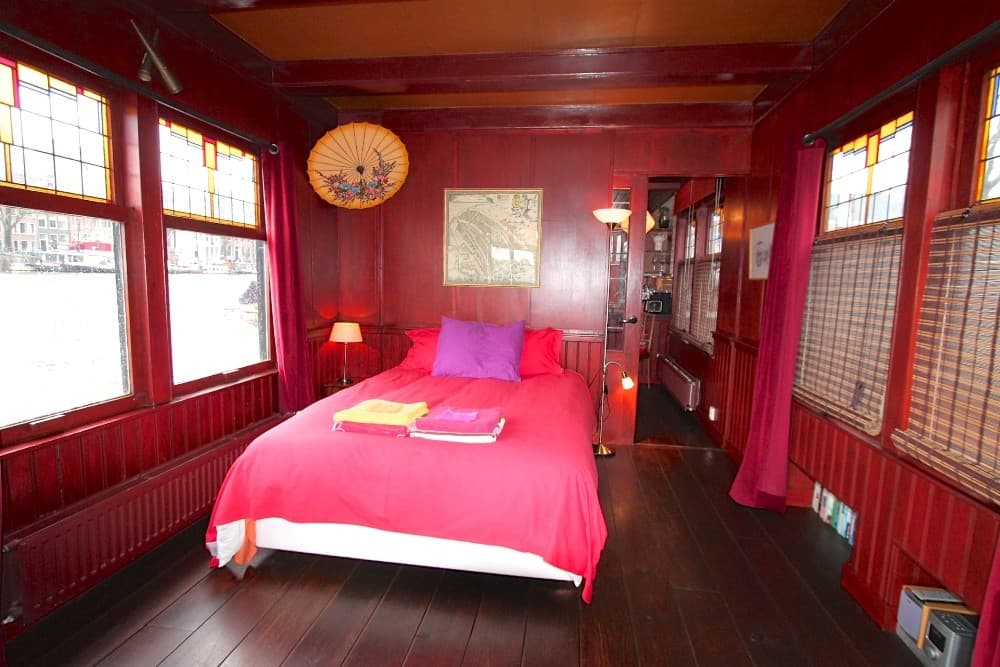 Amsterdam Book Now