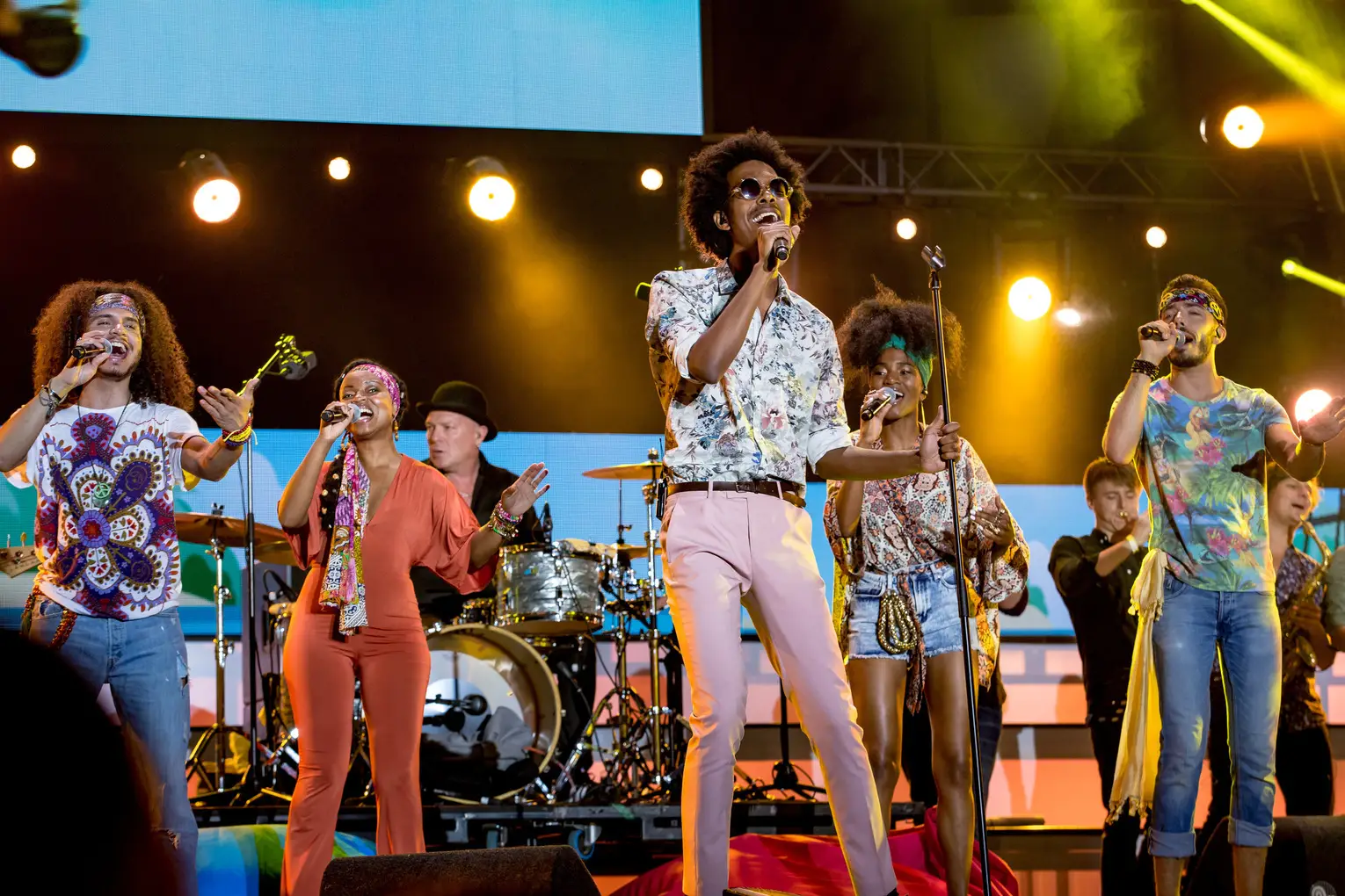 Sven Hammond-Bas Uterwijk-Redactioneel