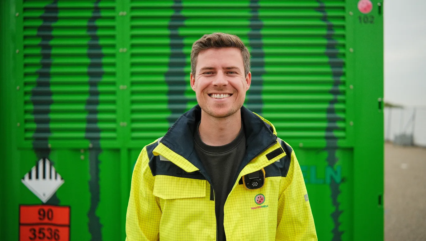 Hydrogen unit at beach festival - head shot Jeff Wezel