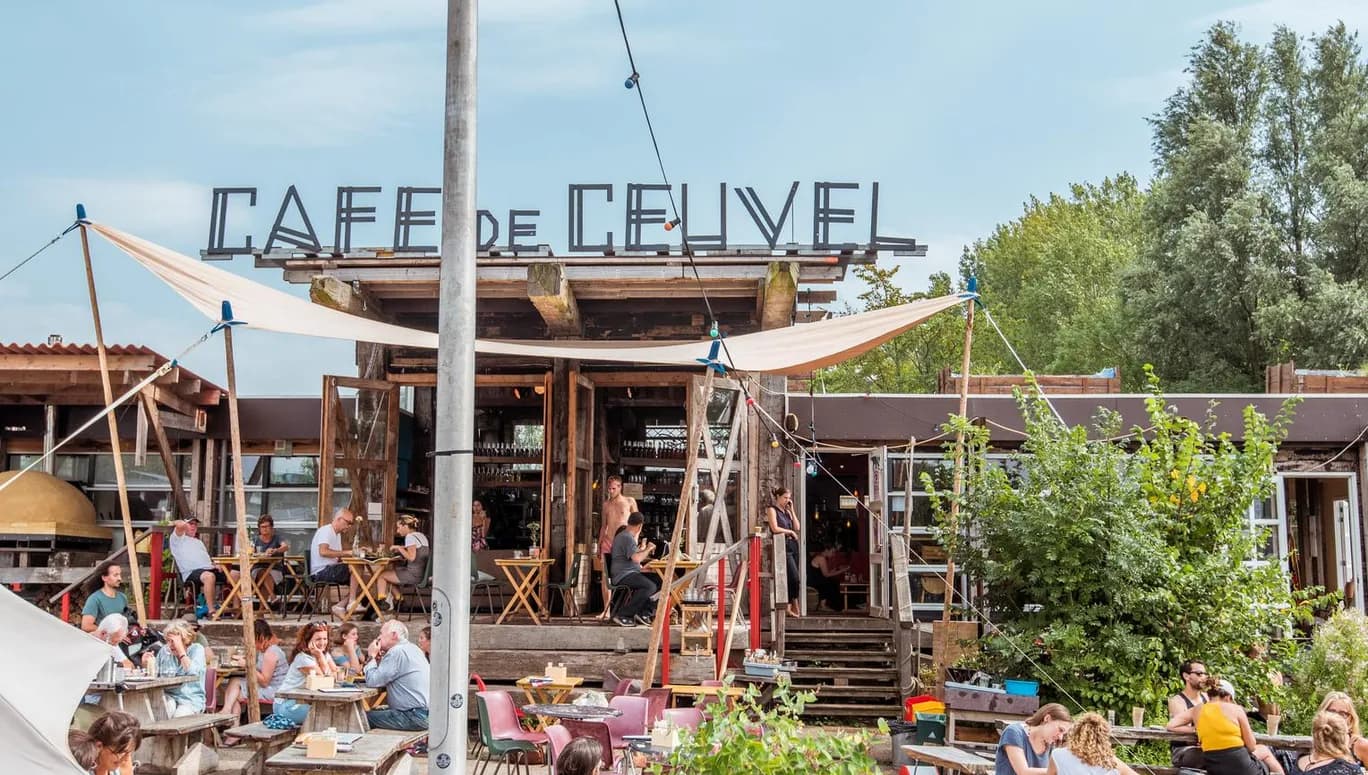 Café de Ceuvel terrace