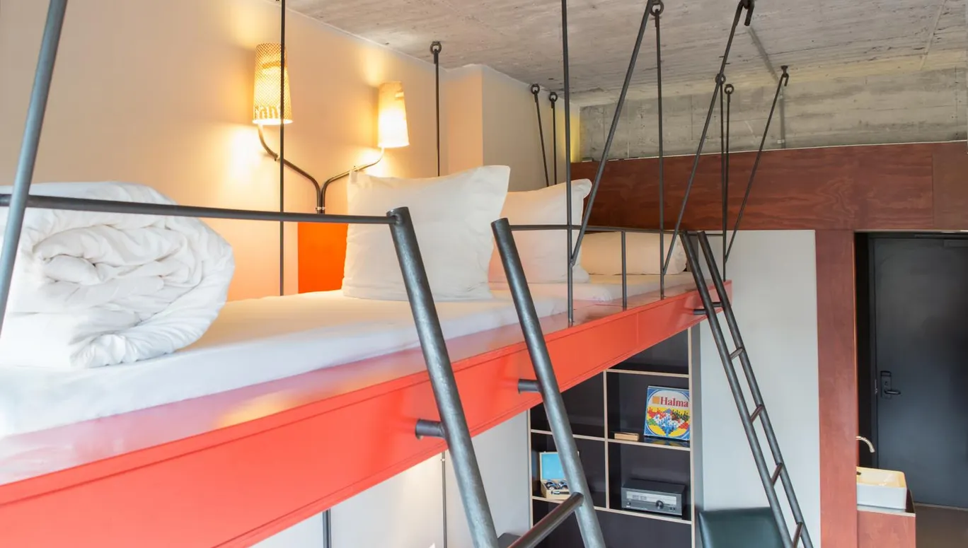 L room at Volkshotel