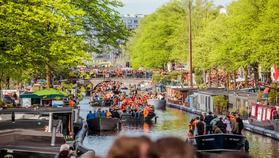 Koningsdag or King's Day is a national holiday in the Kingdom of the Netherlands. Celebrated on 27 April, the date marks the birth of King Willem-Alexander.
Celebrations: Partying, wearing orange costumes, and traditional local gatherings.
