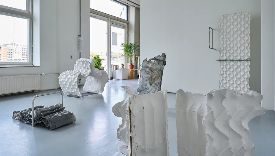 Jerrold Saija: 'a slim band, something that binds, and a range of frequencies' installation view
P/////AKT Amsterdam, 2023