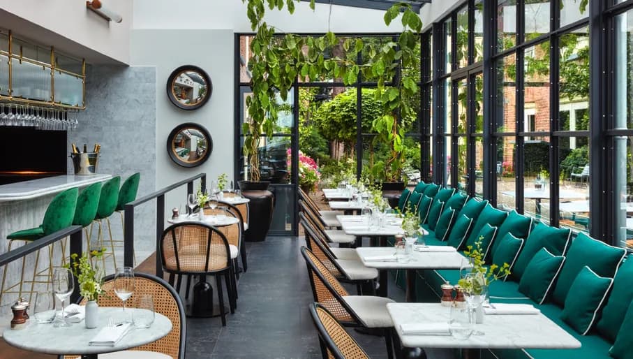 Pulitzer Garden restaurant interior