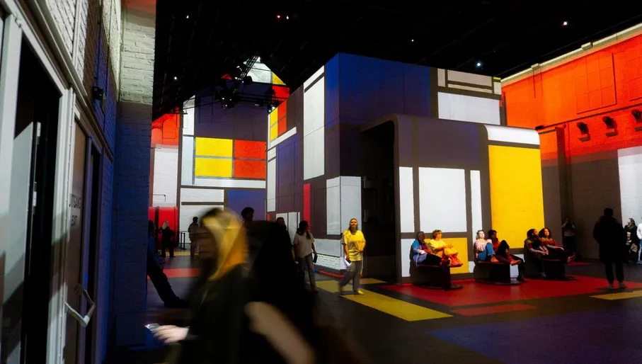 Piet Mondriaan artwork at Fabrique des Lumières.