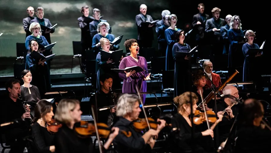 Dutch National Opera & Ballet singers Le Petite Messe Solennelle